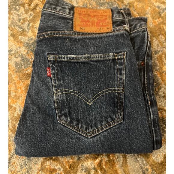 Levi’s 501 Original Button-Fly Jeans – W32 L32 – Dark Wash Denim - Picture 1 of 3